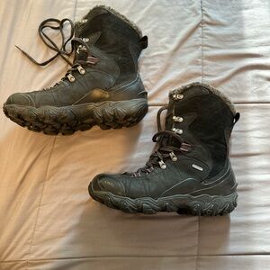 Oboz Women's Bridger 9" Insulated B-DRY waterproof winter hiking boots in black